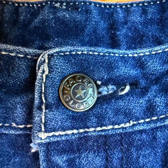 Vintage High-Waisted Dark Wash Jeans – Embroidered Back Pockets - Picture 5 of 7
